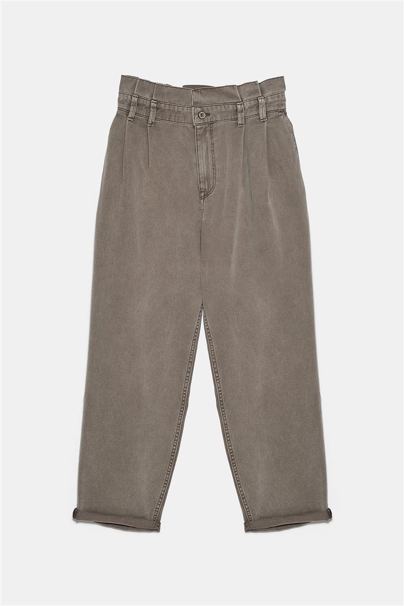 Pantalón baggy de Zara con cintura paperbag