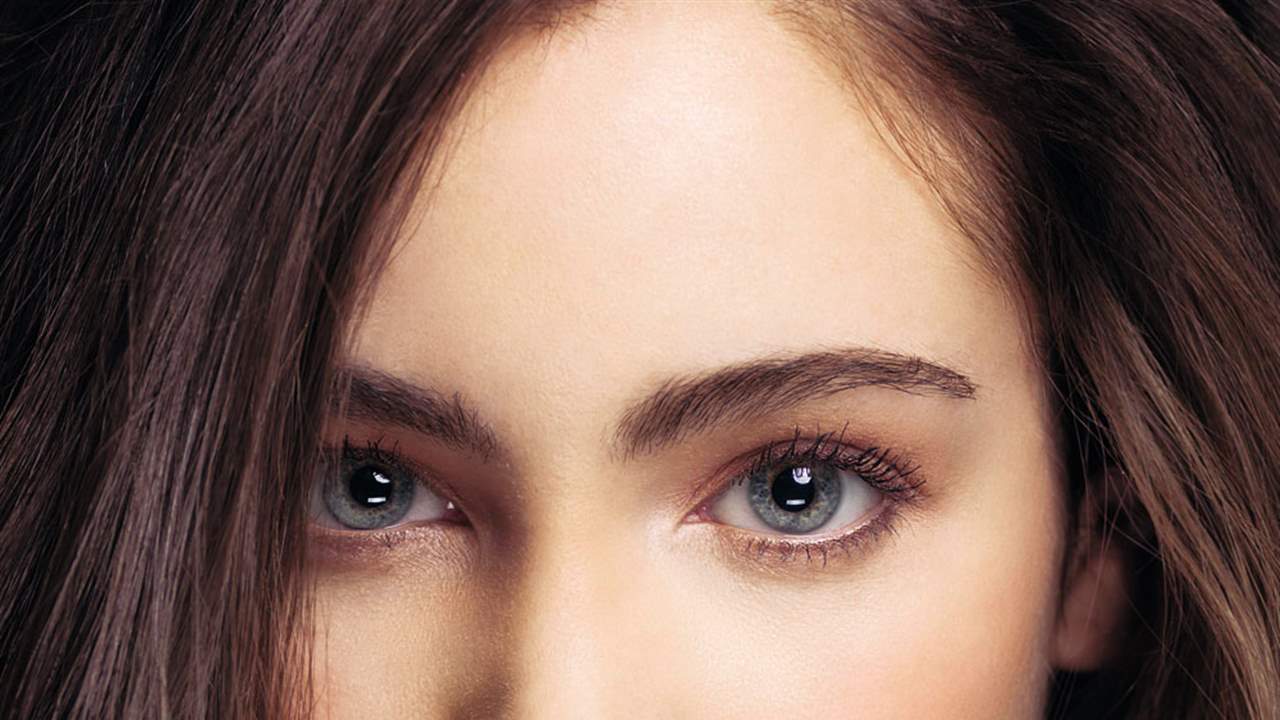 7 trucos para rejuvenecer tu contorno de ojos (¡y ninguno es pasar por el quirófano!)