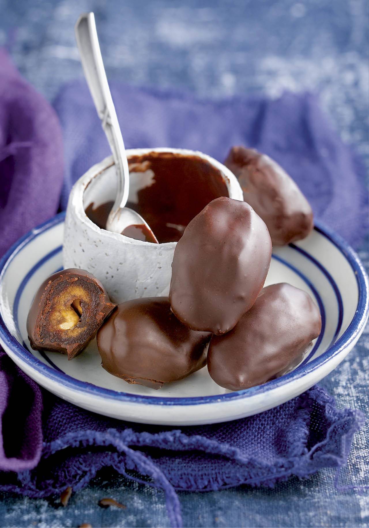 postres de chocolate con cacao puro sin azucar datiles
