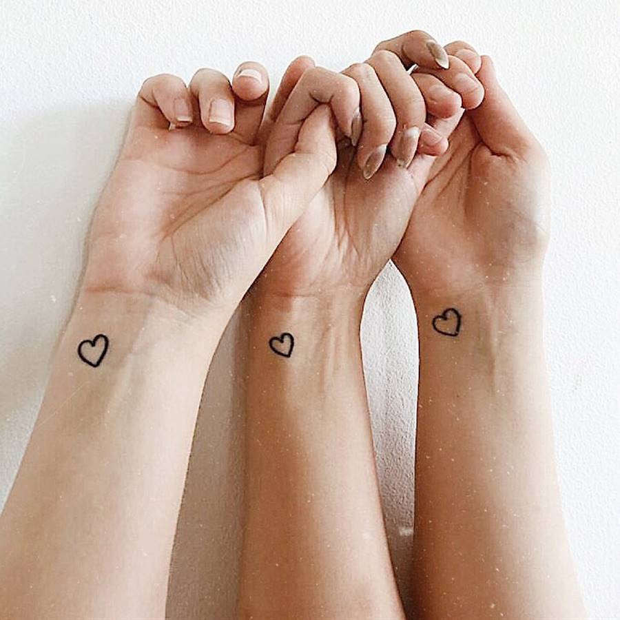 Tatuajes para amigas: los 10 diseños más bonitos para celebrar vuestra amistad