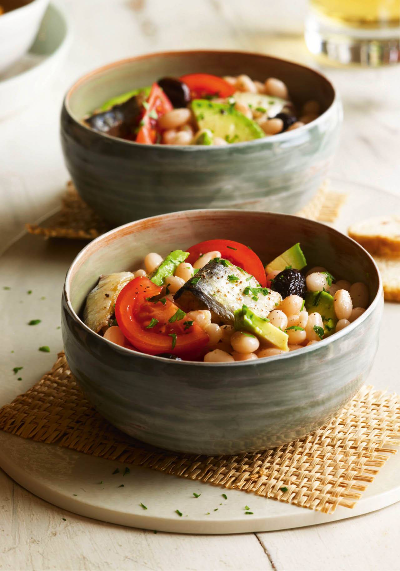 recetas en 5 minutos comer cenar judias blancas tomate aguacate sardinas