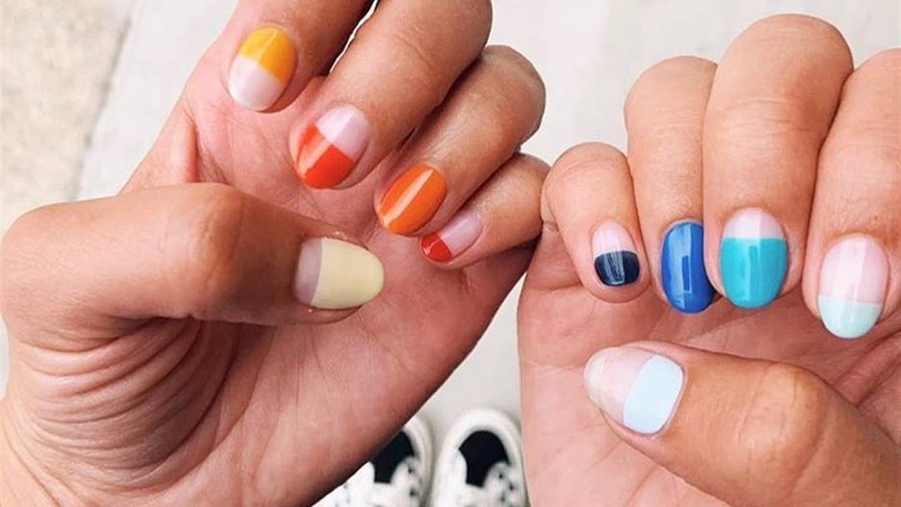 La manicura "a medias" o "half-dipped" es la tendencia que arrasa en Instagram este verano