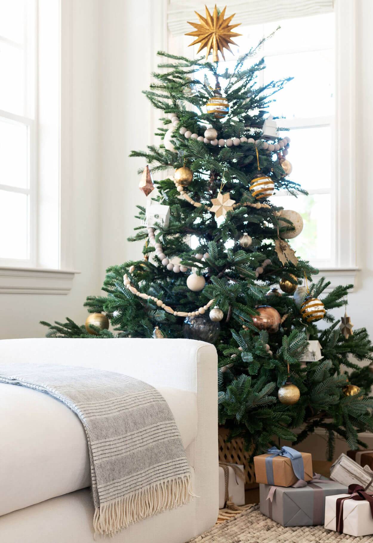 Árbol de Navidad decorado rústico