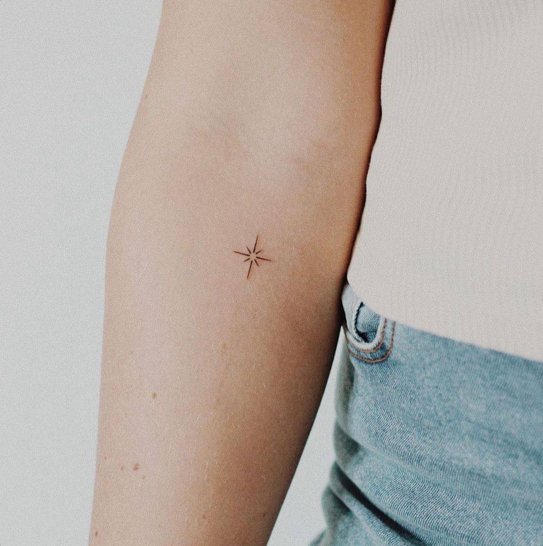Tatuajes minimalistas familia: 