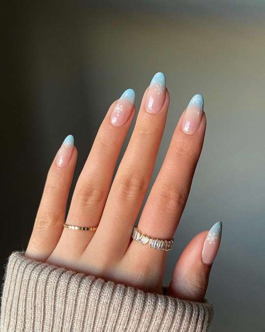 Uñas de invierno 2025: 35 diseños muy elegantes y naturales
