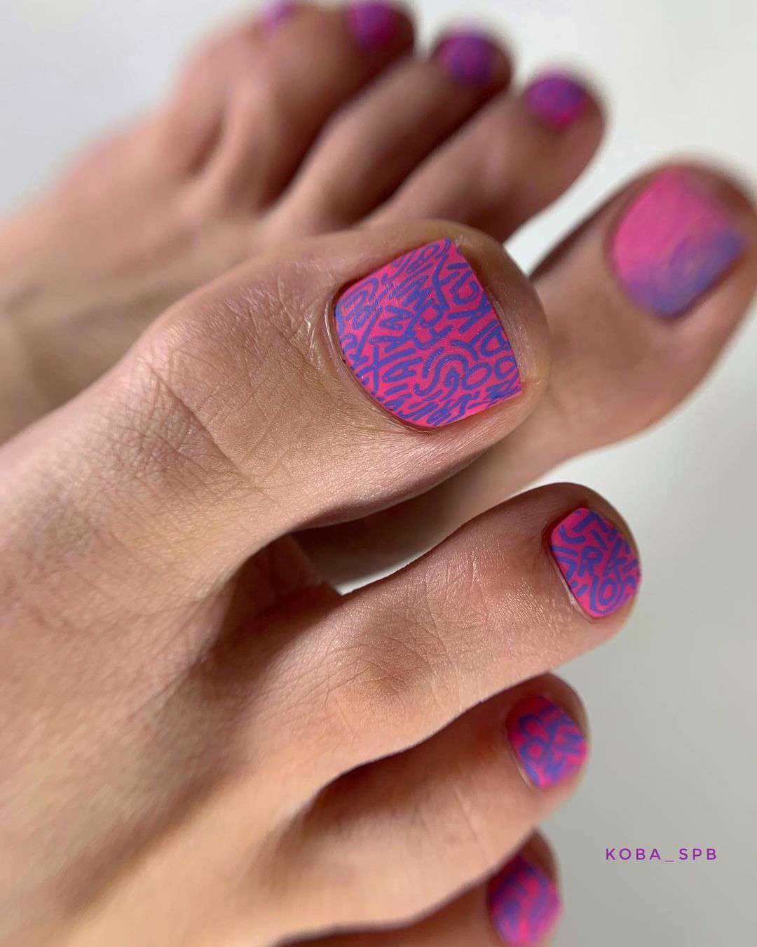 diseños de uñas para pies: 