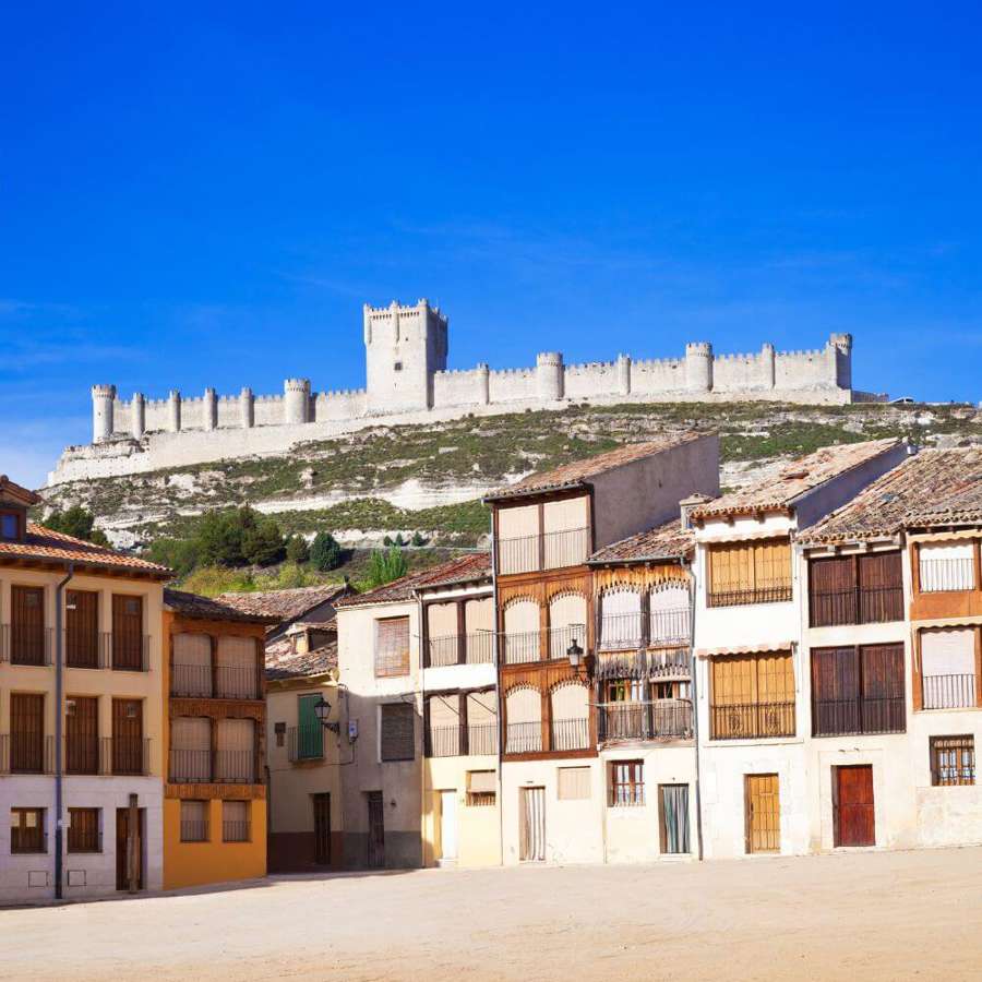 Los 10 pueblos de España donde se come mejor: con recetas tradicionales y Estrellas Michelin 
