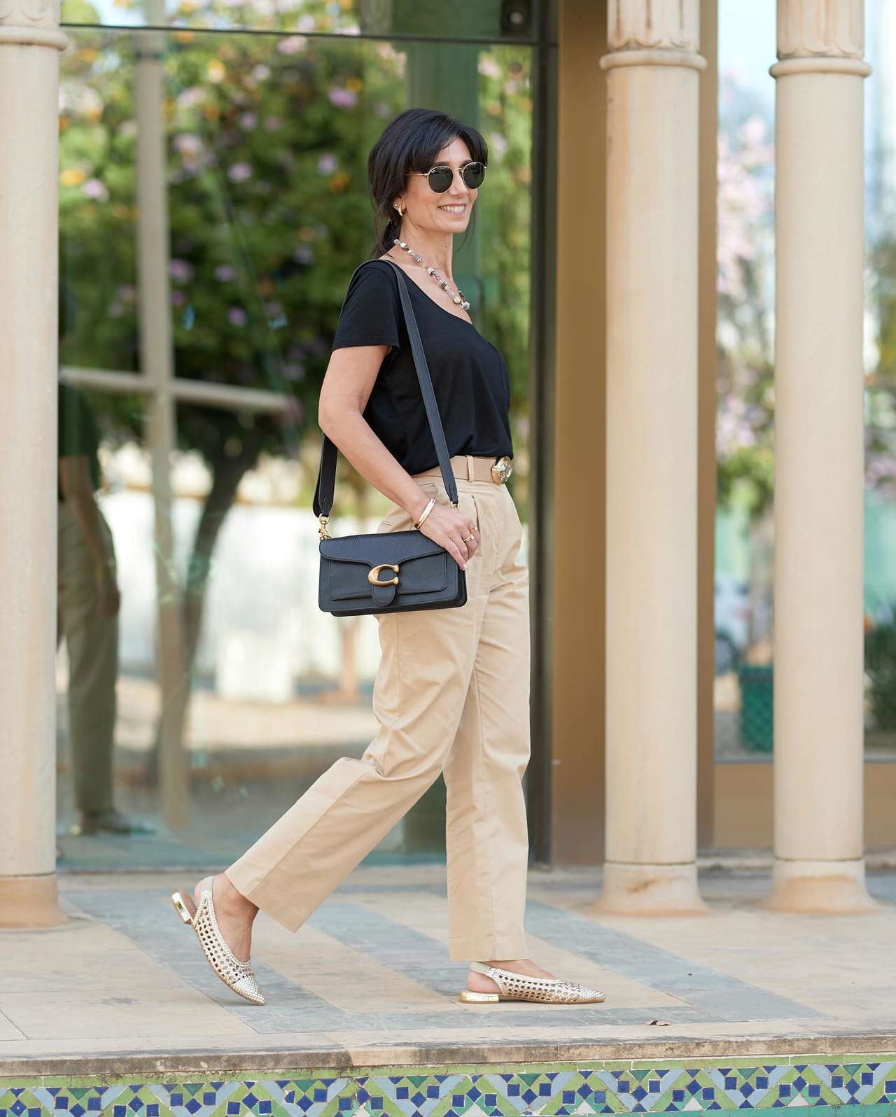 10 prendas básicas de Zara sueltecitas y elegantes: no marcan y son ideales  para mujeres de 50