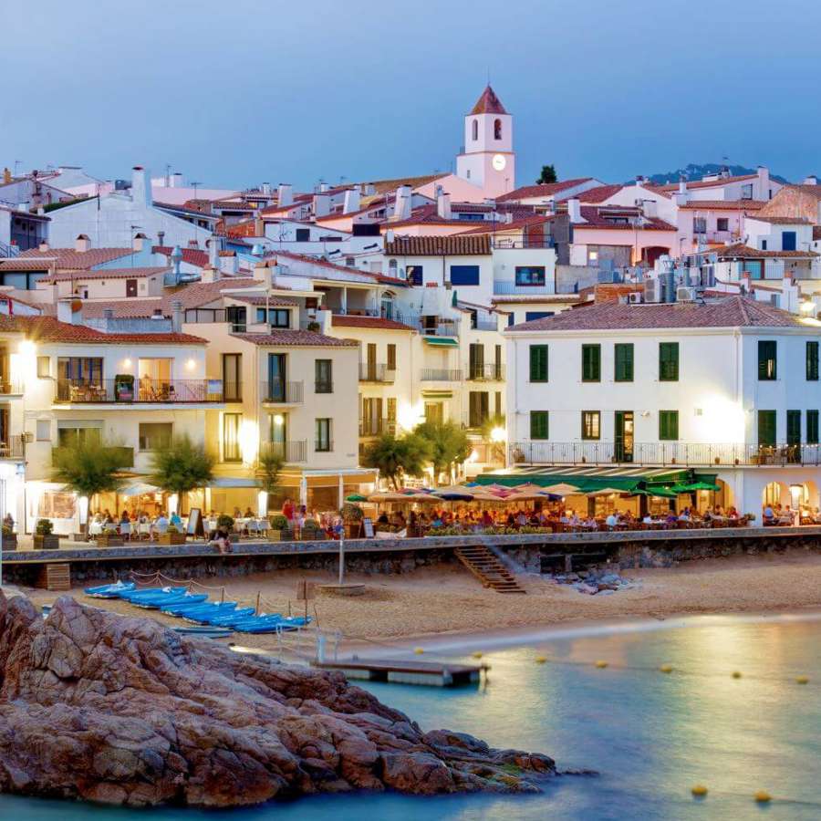 Los 25 pueblos más bonitos cerca de Barcelona según los expertos viajeros