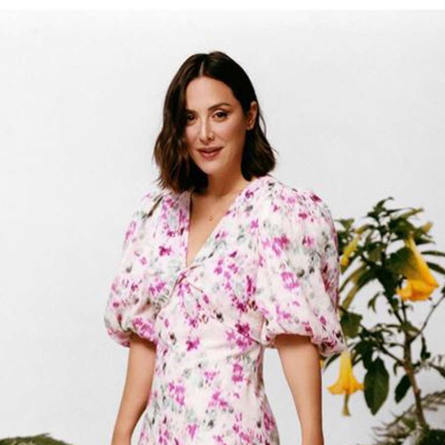 El conjunto de camisón y bata de novia de Tamara Falcó que podrá llevar ideal como vestido lencero este verano