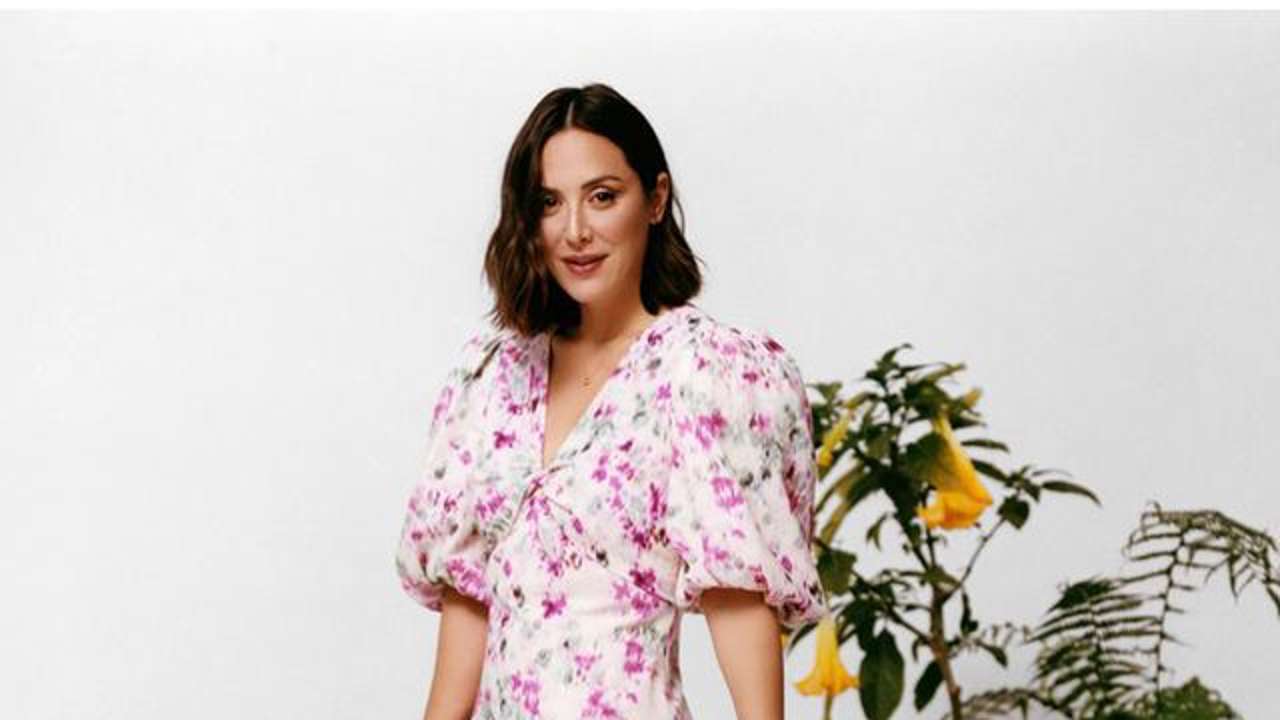 El conjunto de camisón y bata de novia de Tamara Falcó que podrá llevar ideal como vestido lencero este verano