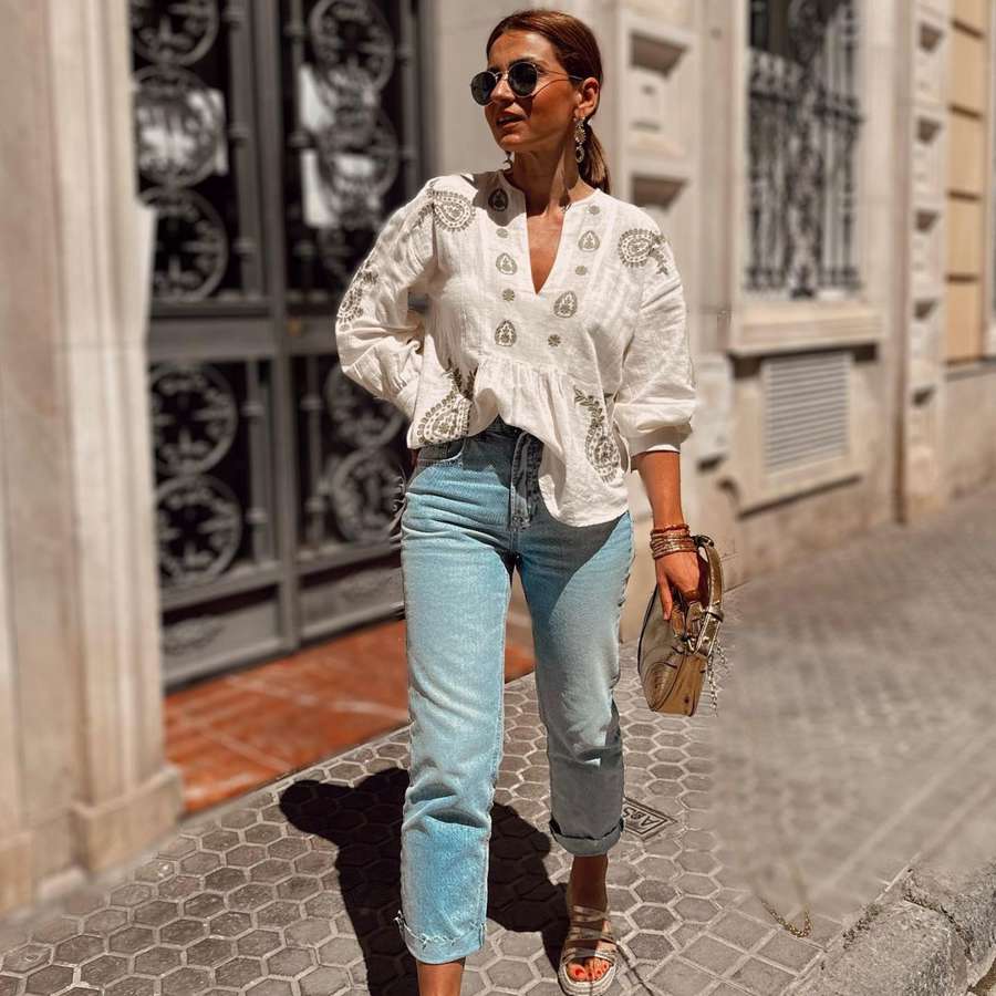 10 blusas de Sfera holgadas y elegantes que podrás combinar con bermudas en verano y con jeans en otoño