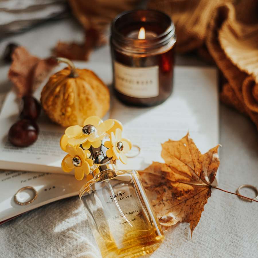 10 perfumes que huelen a frutas de otoño y distinguirás hasta con los ojos cerrados (con aroma a clase alta)