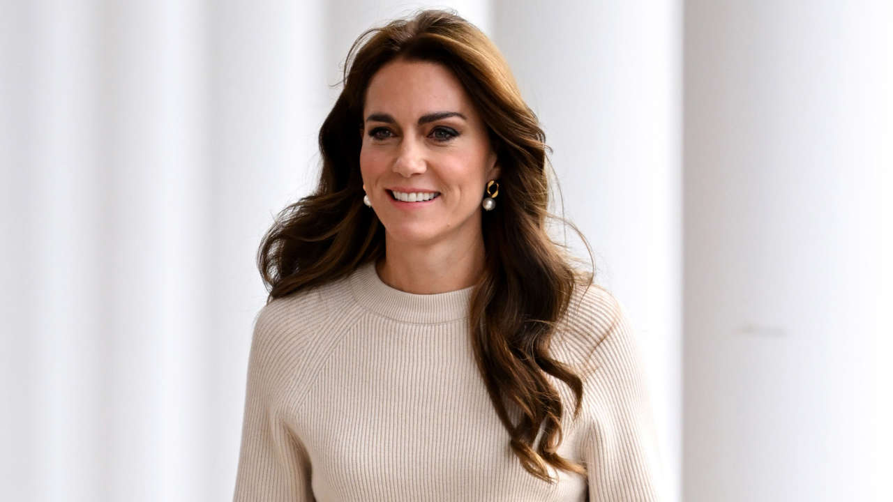 La falda midi de punto de Kate Middleton tiene clon en H&M: es elegante, moldea y respira lujo silencioso