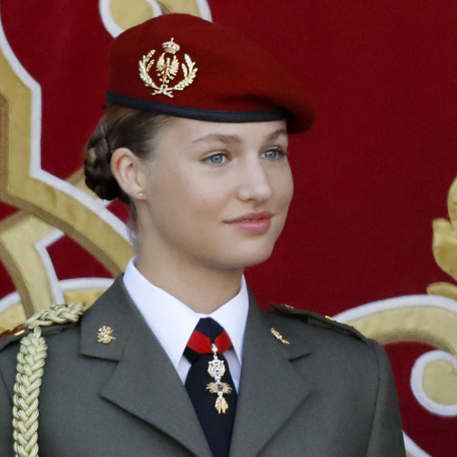 Leonor, vestida de militar en el desfile del 12 de octubre, deslumbra con un maquillaje discreto, con efecto dulcificador y fácil de copiar
