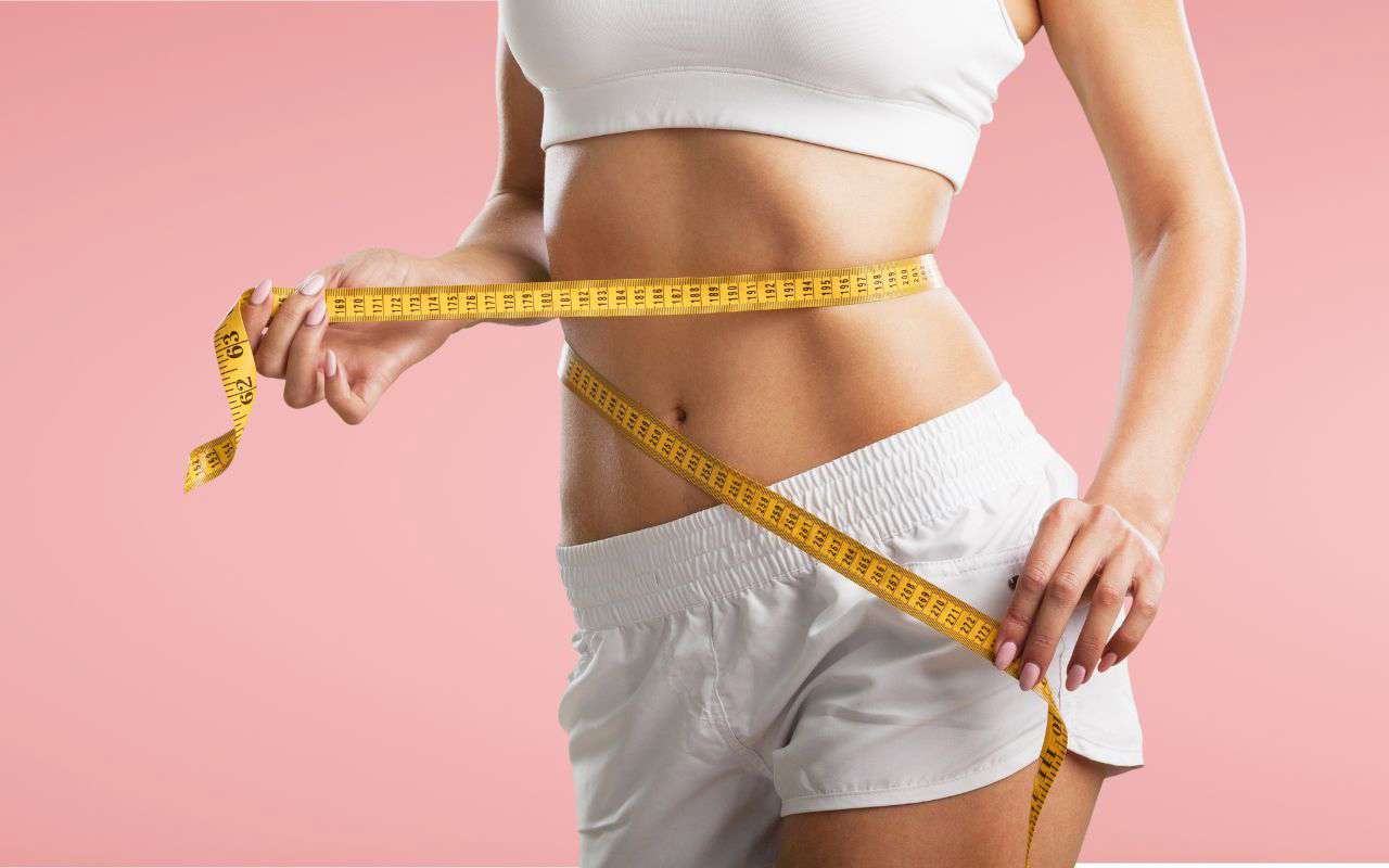 3 formas de perder grasa abdominal rápidamente (mujeres)