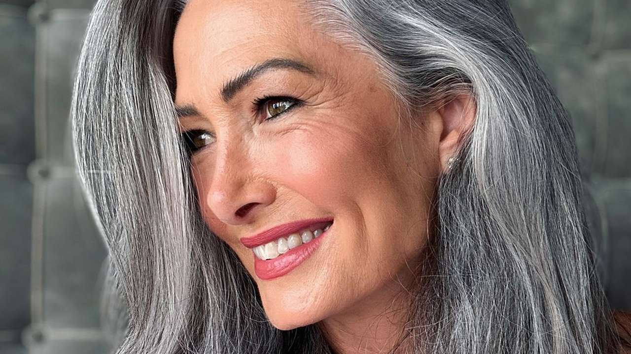 Los 30 cortes de pelo tendencia de 2024 que más favorecen a las mujeres de 50 años