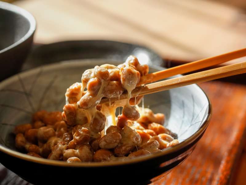 El natto, el superalimento japonés que ayuda a aumentar la esperanza de vida