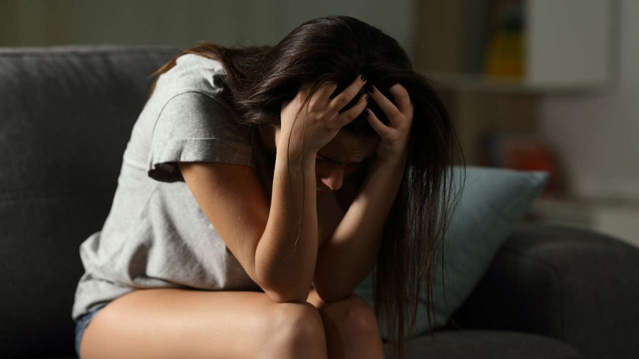 Cómo saber si tengo ansiedad: señales y 7 técnicas MUY efectivas para combatirla según una psicóloga