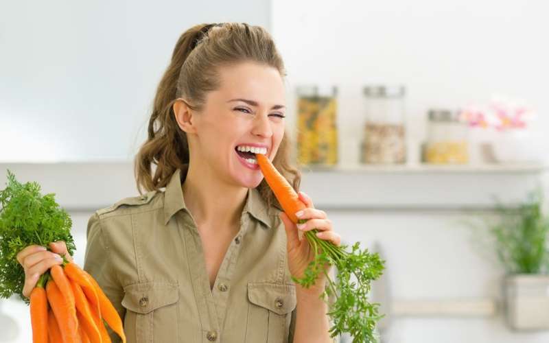 beneficios comer zanahoria cruda