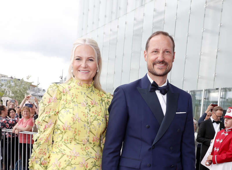 Haakon de Noruega y Mette Marit