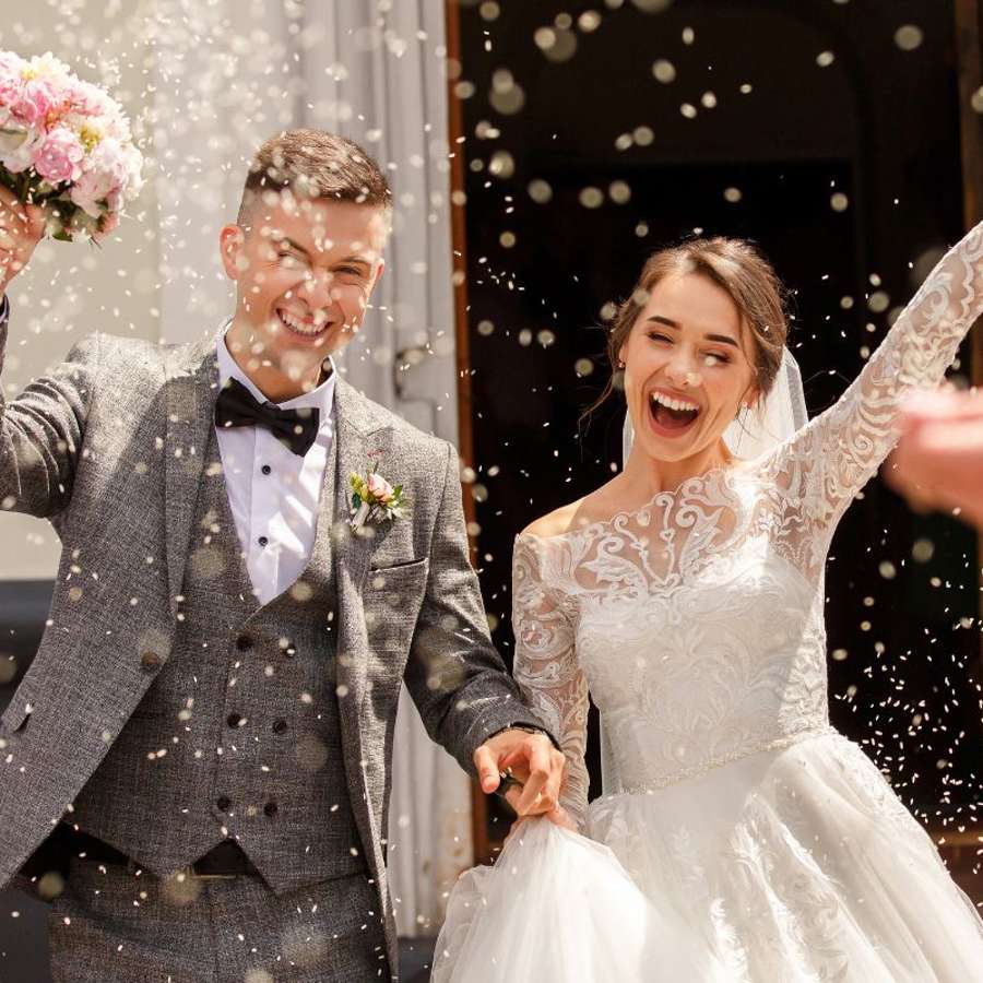 50 felicitaciones de boda para emocionar a los novios en su día especial
