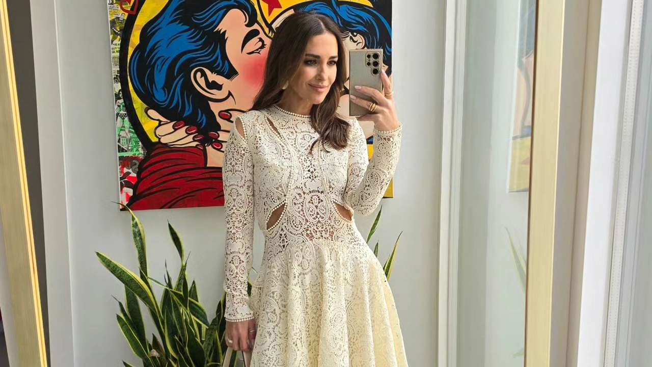 10 maneras de llevar vestido blanco en primavera y siempre ir a la moda (de día y de noche)