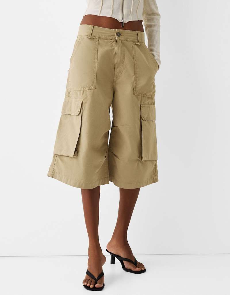 Bershka cargo shorts for women over 50.