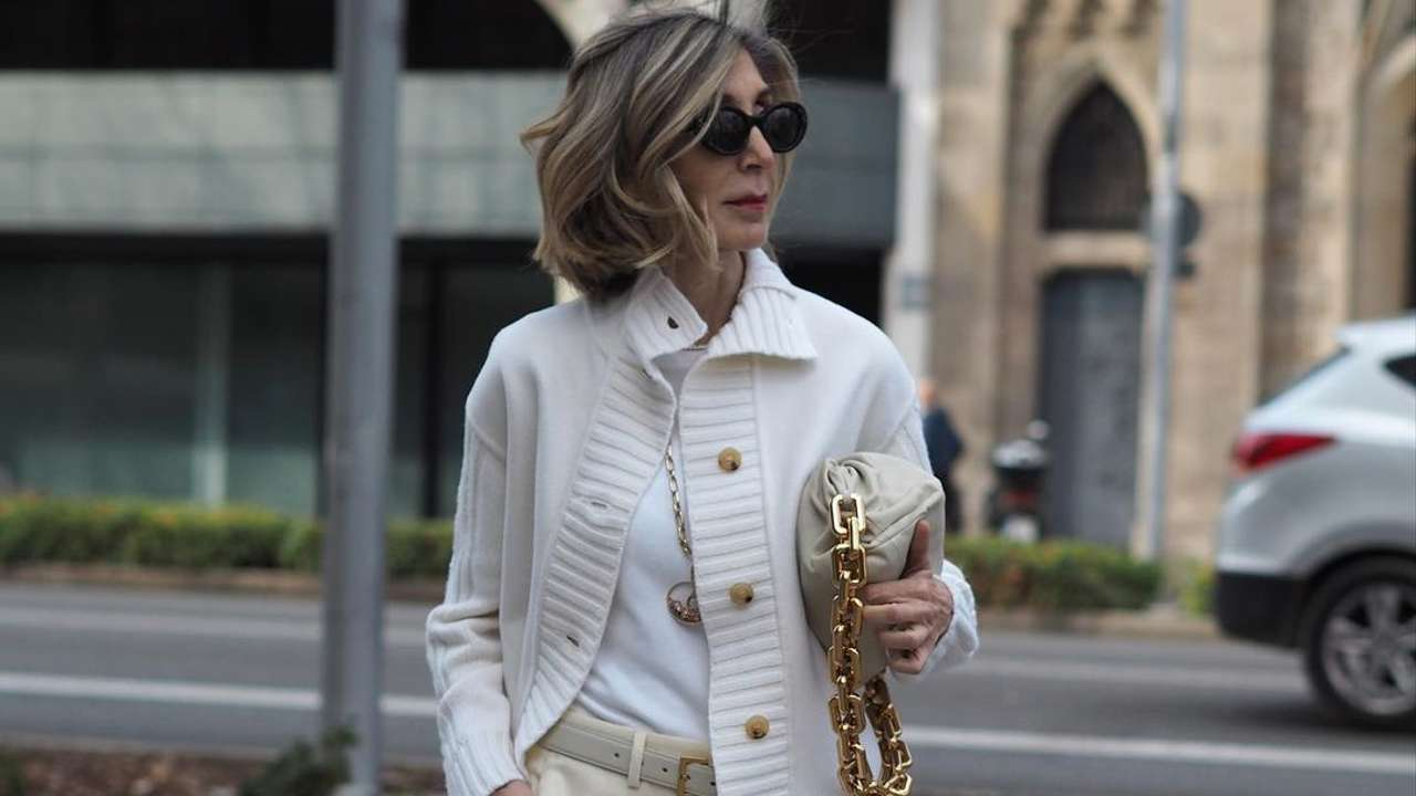 10 pantalones de lino de Punto Roma que hacen tipazo a los 60 con Skechers: holgados, no marcan y elegantes