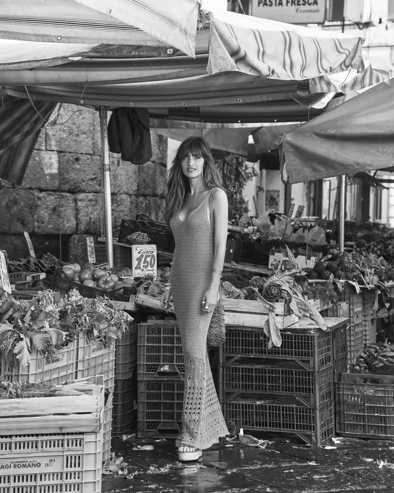 El vestido de Slow Love de Sara Carbonero en Nápoles