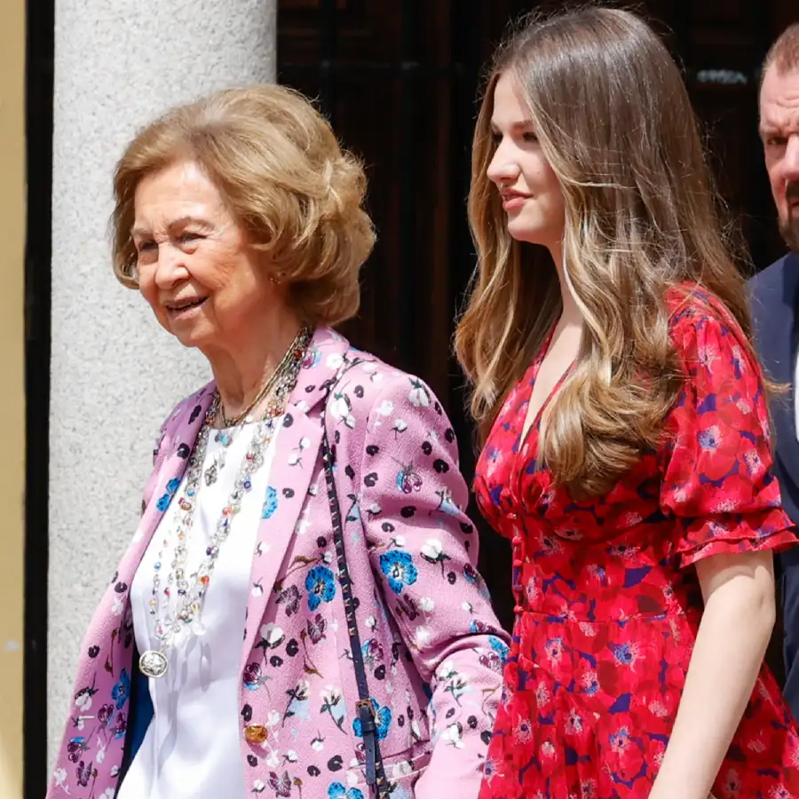 De la reina Sofia a Leonor: las alpargatas elegantes "de abuela" que comparten 3 generaciones son cómodas y suman altura