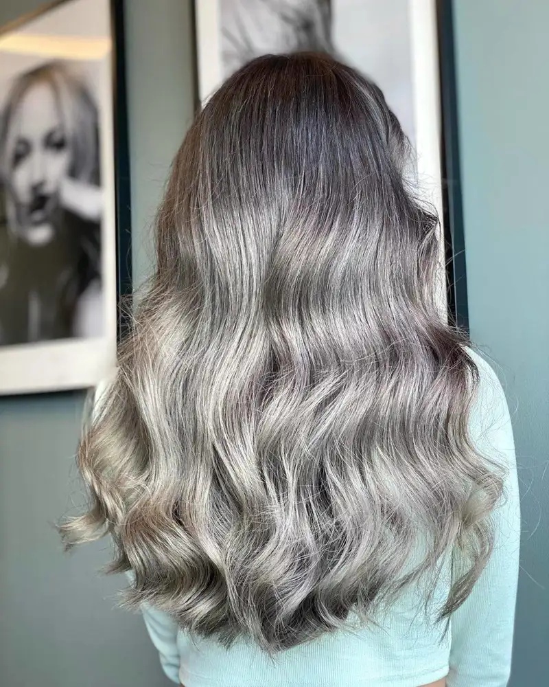 mechas para disimular las canas