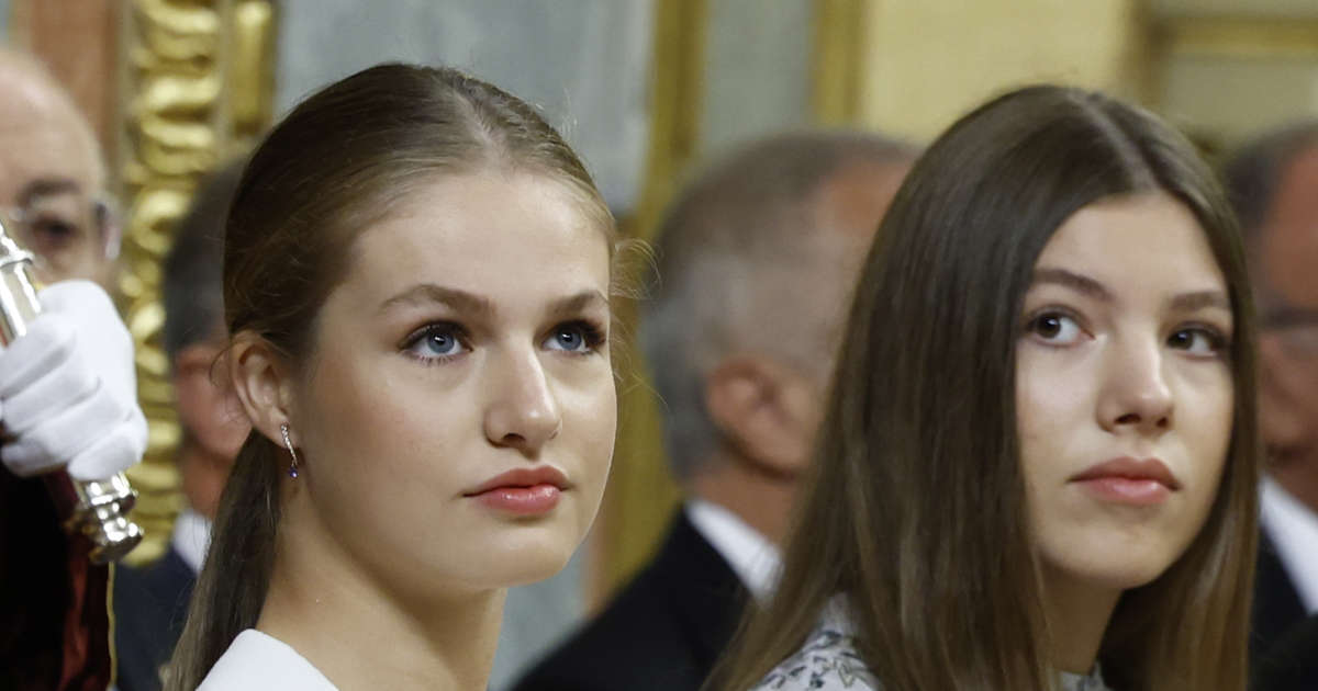 La contundente advertencia del exjefe de la Casa Real a Leonor y Sofía sobre el complicado futuro que tienen por delante
