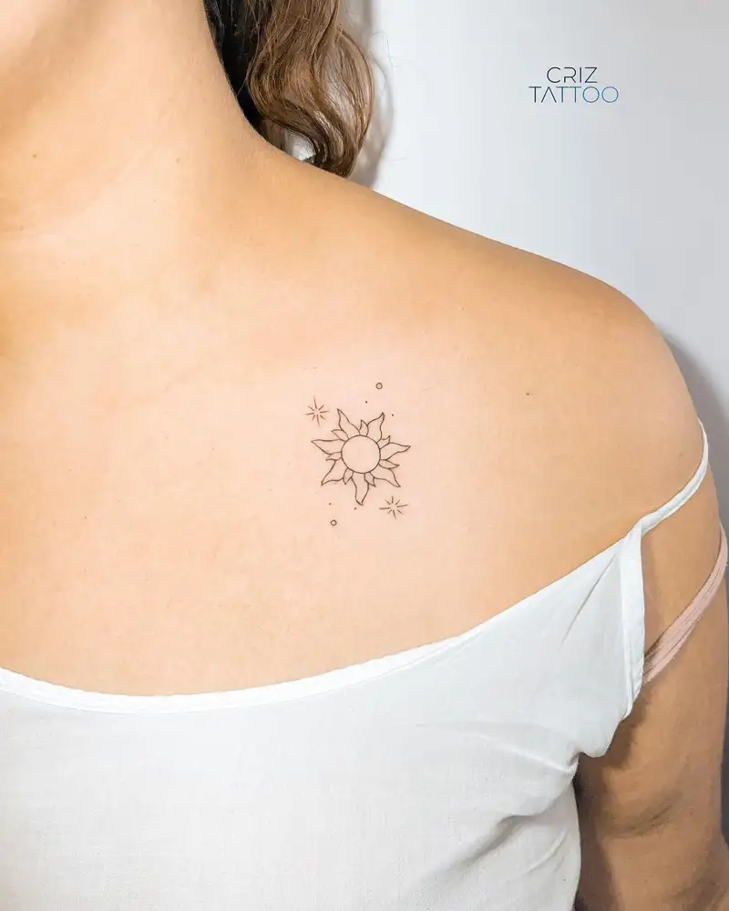 tatuaje sol mujer