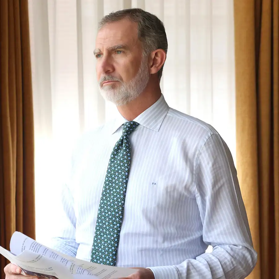 El despacho de Felipe VI como nunca lo habíamos visto: Entre barroco y clásico y contrapuesto al de Letizia