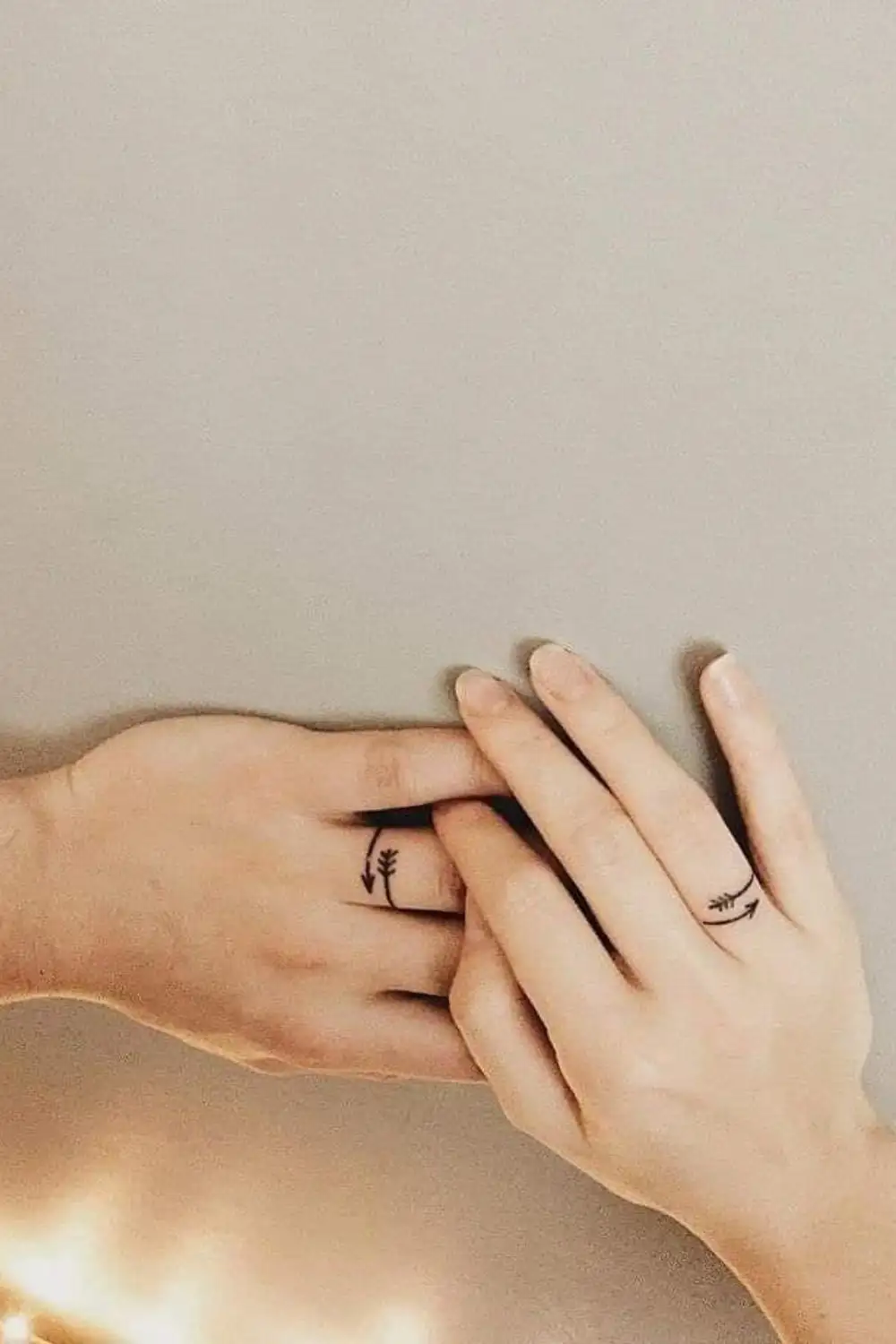 tatuajes de pareja pequeños anillos