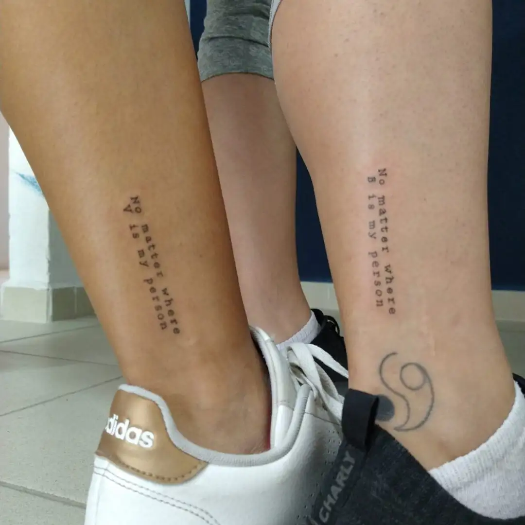 Tatuajes para parejas pequeños una frase