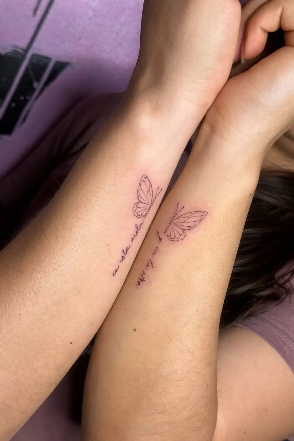 tatuajes de parejas pequeños mariposa mardetattoos