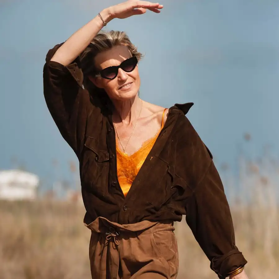 Las mujeres de 60 ya no llevan Zara: 7 blusas fresquitas y holgadas de Carrefour mucho más baratas y elegantes