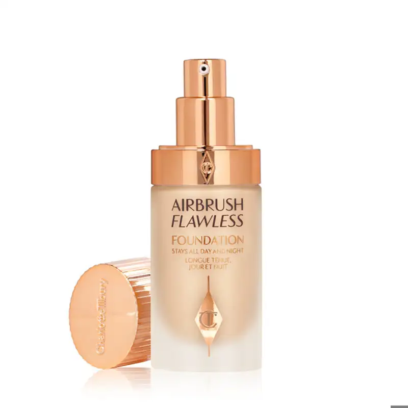 bases de maquillaje 40 años AIRBRUSH FLAWLESS FOUNDATION Charlotte Tilbury