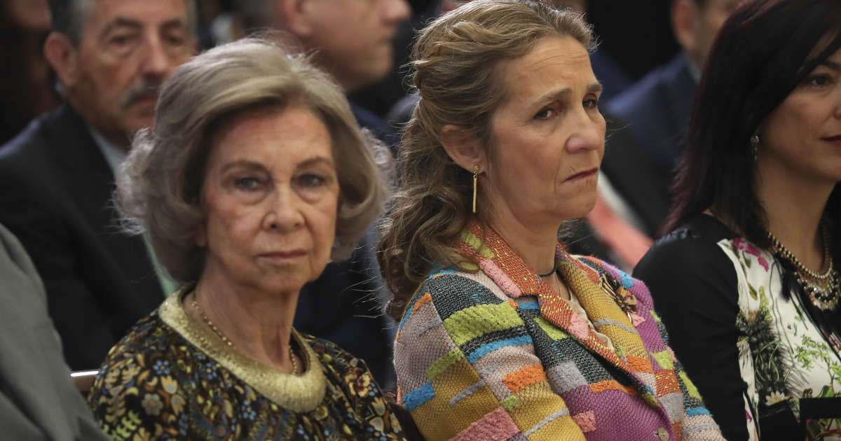 El origen de la difícil relación de la infanta Elena con doña Sofía: una  psicóloga destapa todos los entresijos de su mala sintonía