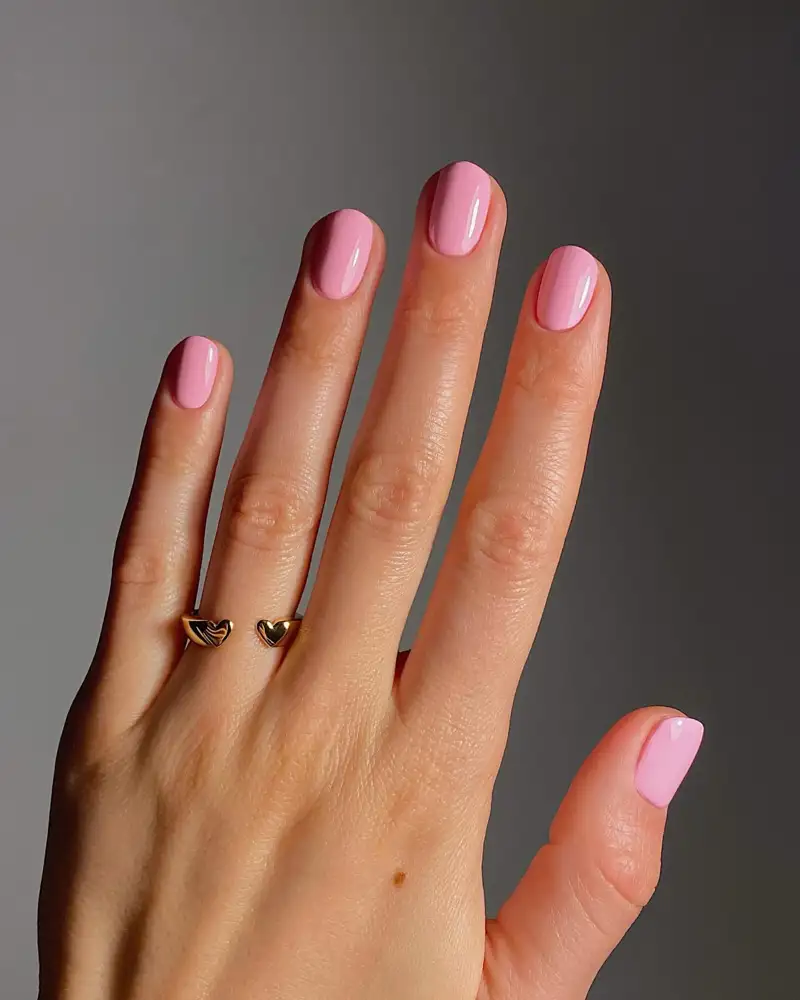 uñas para vestido rojo Rosa chicle