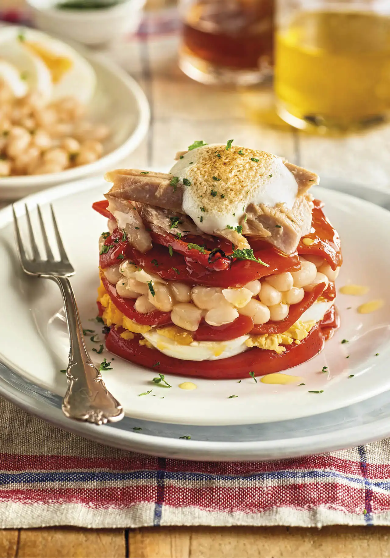 recetas rapidas con procesados saludables ensalada alubias tomate huevo