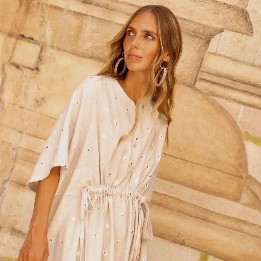 Estos vestidos de H&M tan rebajados tienen las horas contadas: frescos, elegantes y favorecedores