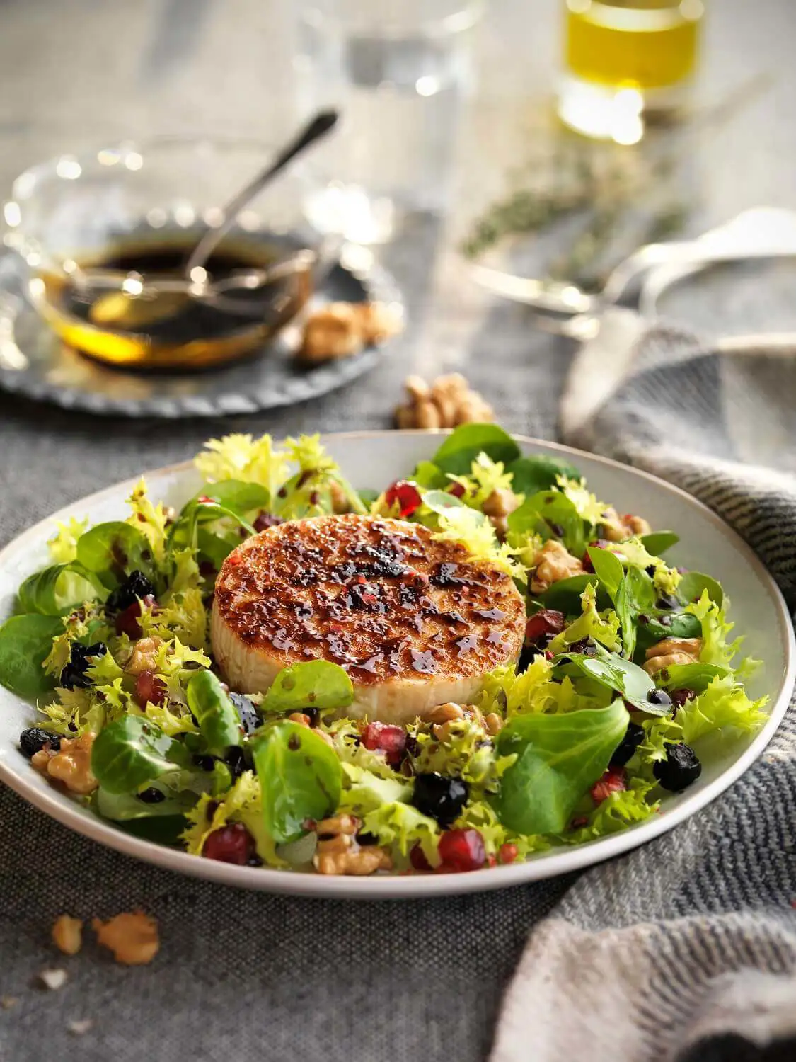 Ensalada de queso de cabra y granada