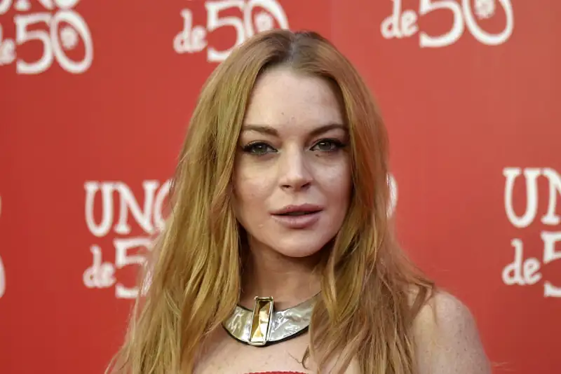 cómo quitar las ojeras Lindsay Lohan