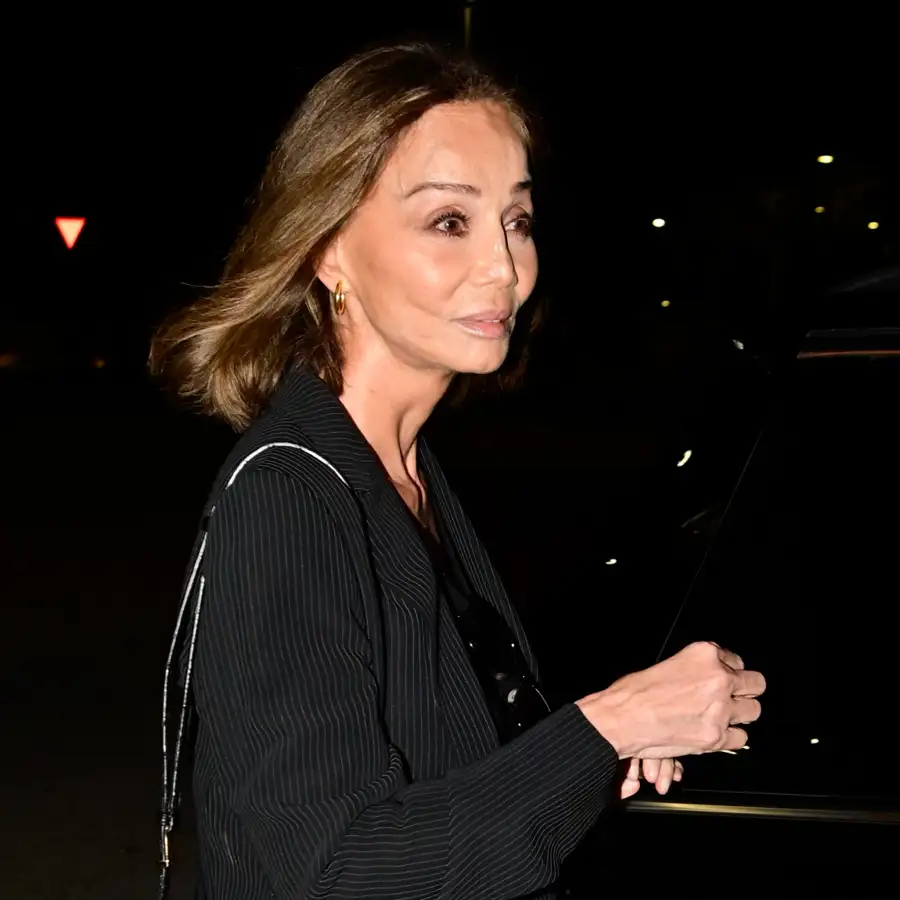 Isabel Preysler toma la decisión más dura tras el repentino fallecimiento de Carlos Goyanes, marido de su amiga Cari Lapique