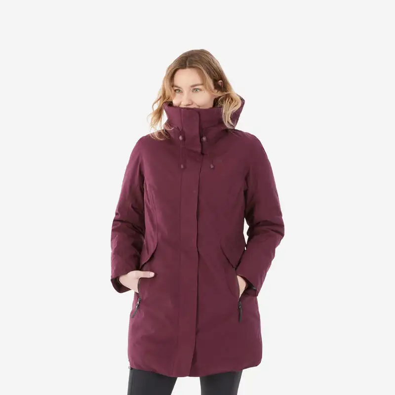 La parka impermeable de Decathlon que parece de Zara con el color tendencia del Otono Invierno 2025 elegante y versatil