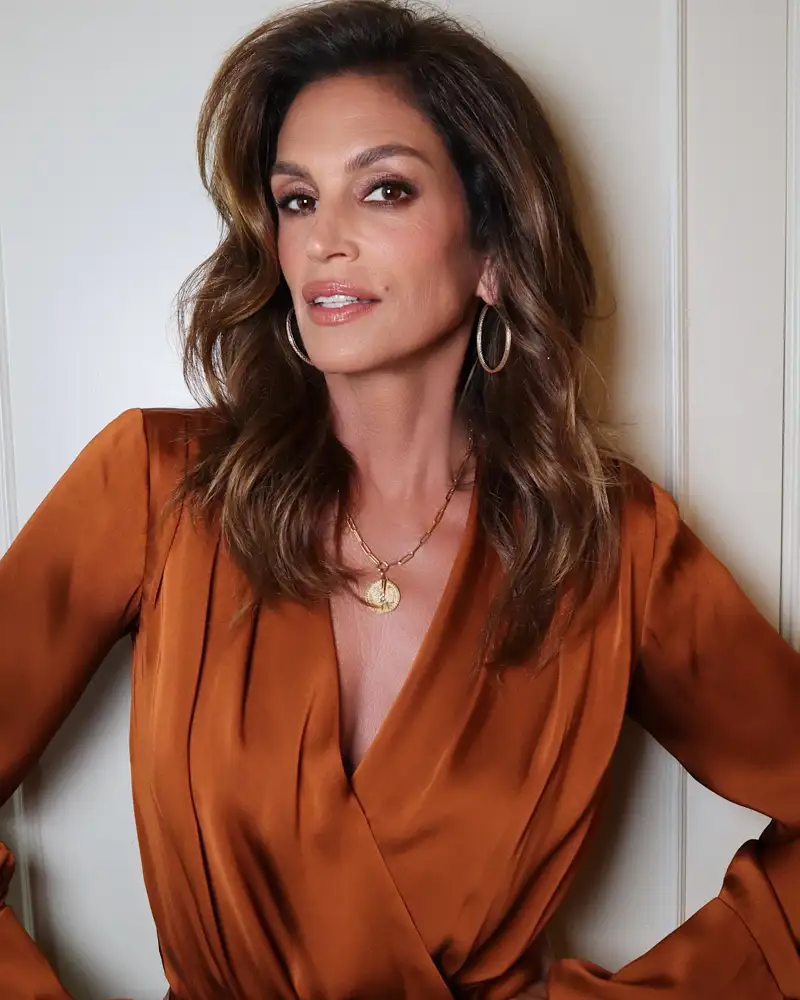 Cómo maquillarse a los 50 años Cindy Crawford