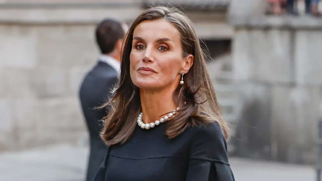 letizia collar